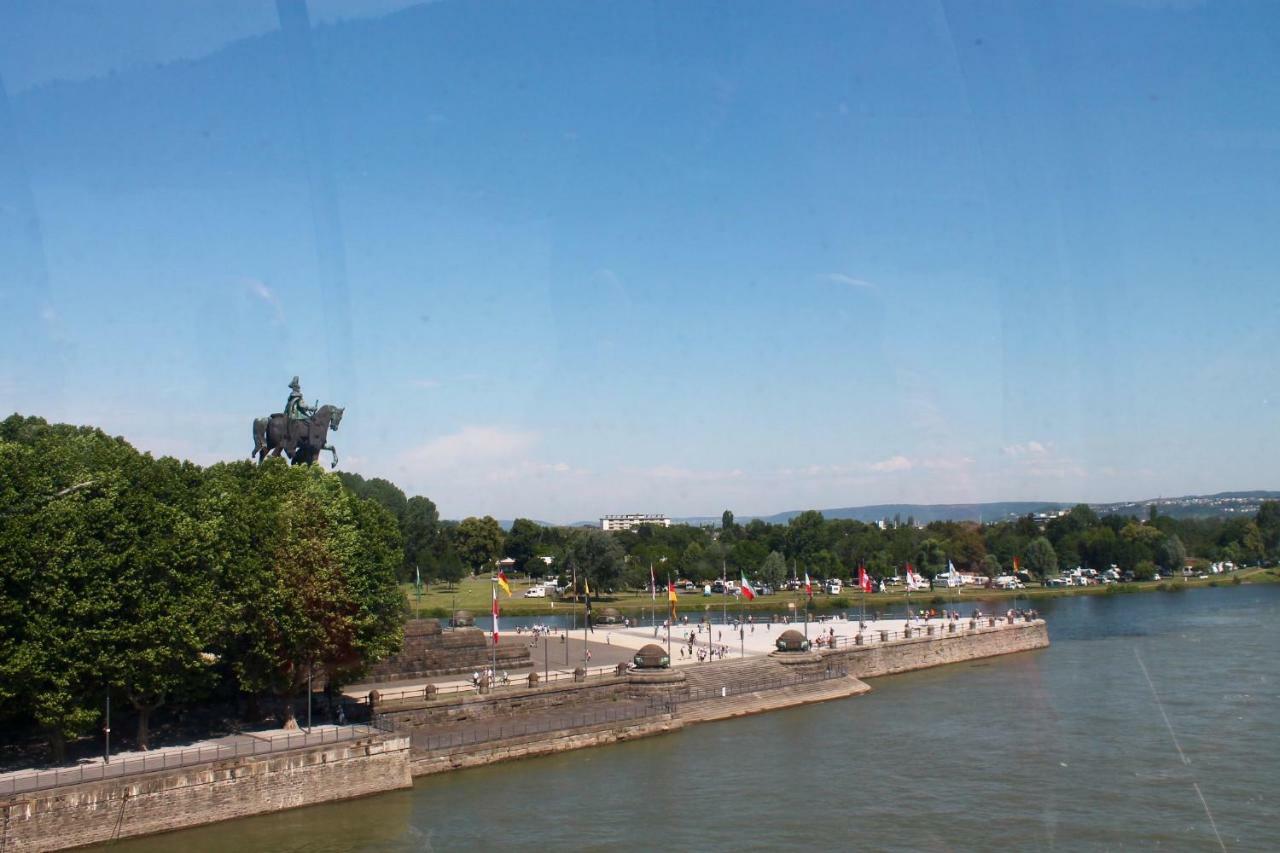 Ferienwohnung auf der Moselhöhe - Nähe Koblenz und Cochem Dieblich Exterior foto
